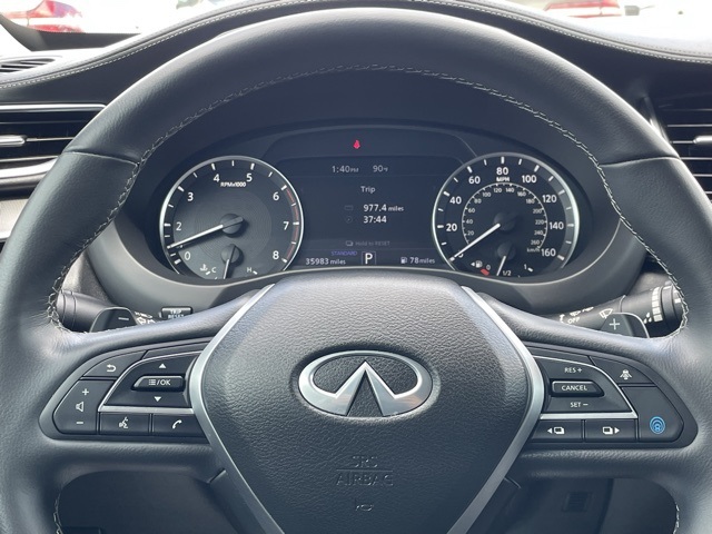 2022 Infiniti QX50 Luxe photo 7