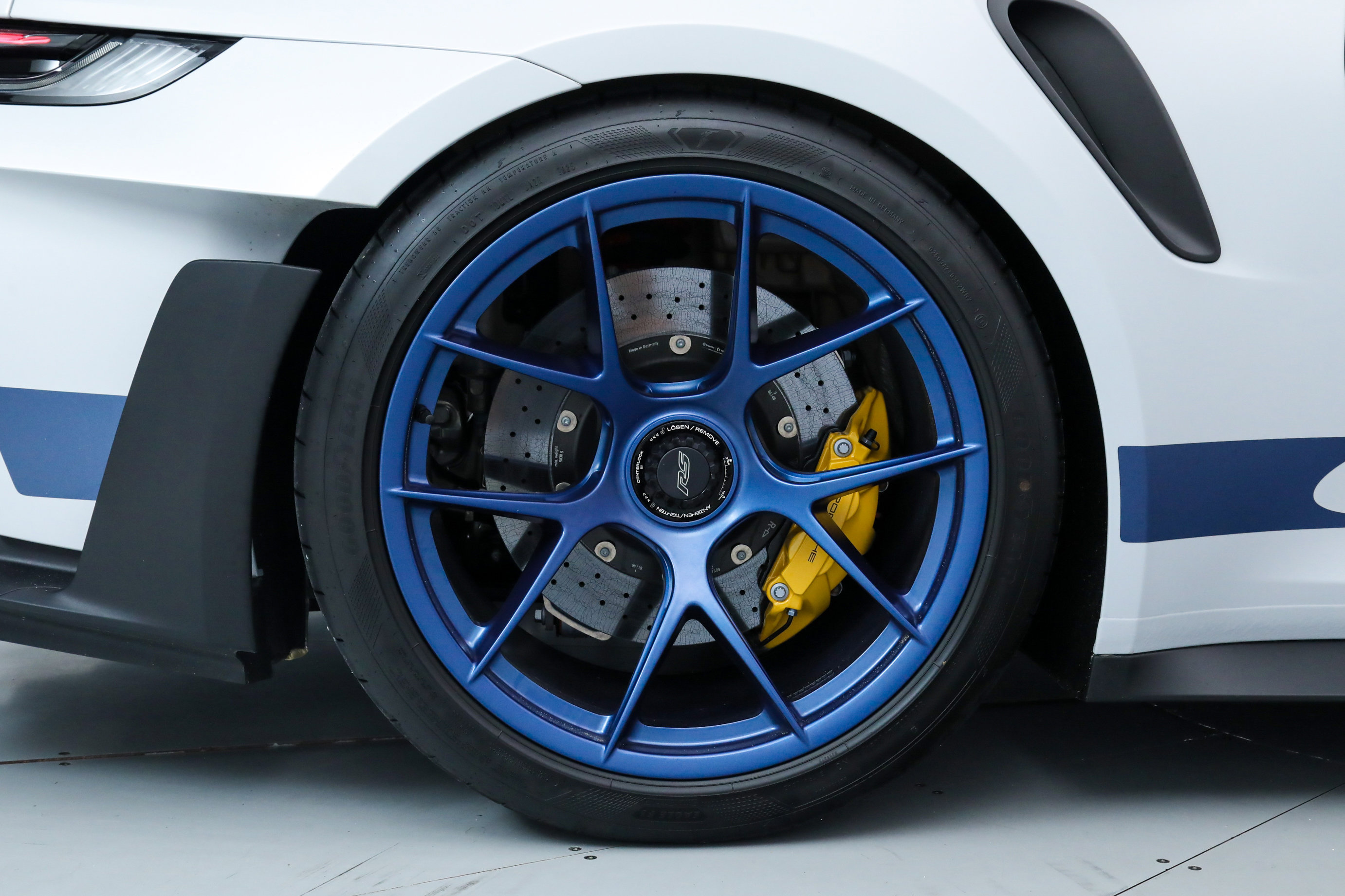 2025 Porsche 911 GT3 RS photo 34