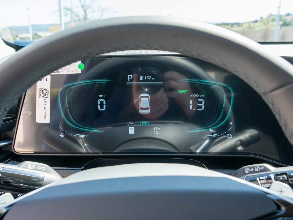 2025 Kia Niro EX photo 19