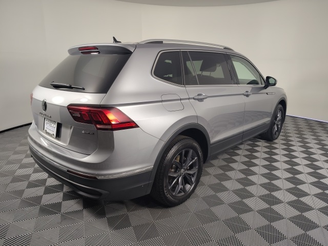 2024 Volkswagen Tiguan SE Wolfsburg Edition photo 5