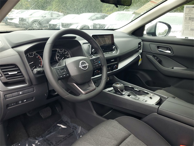2026 Nissan Rogue SV photo 7