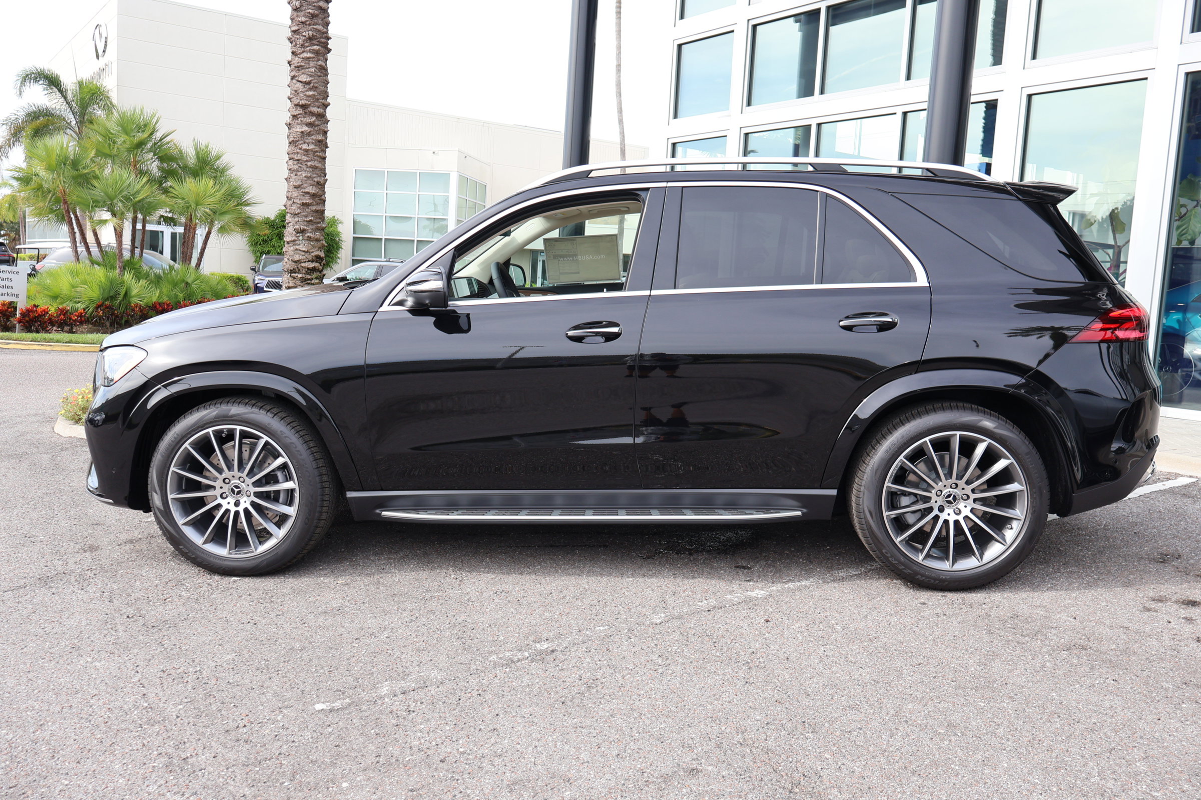 2026 Mercedes Benz GLE 450 4MATIC photo 2