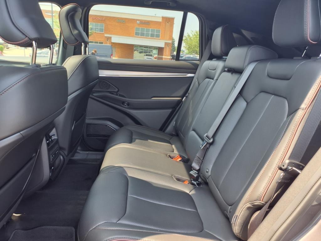 2025 Jeep Wagoneer S Launch Edition photo 21
