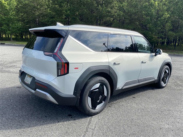 2026 Kia EV9 Wind photo 3