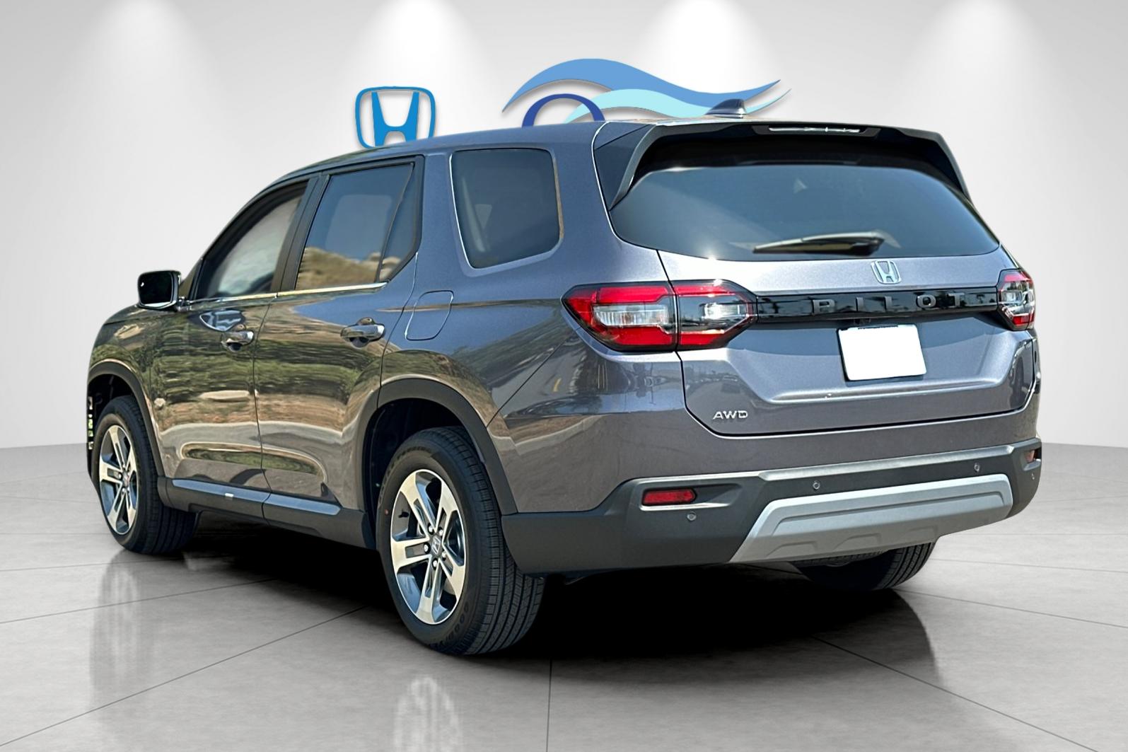 2025 Honda Pilot EX-L photo 3