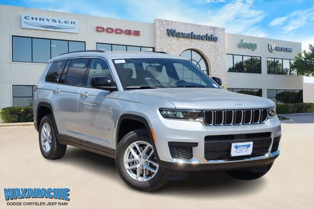 2025 Jeep Grand Cherokee L Laredo's photo