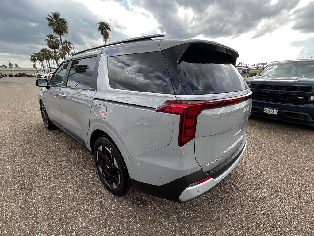 2026 Kia Carnival EX photo 5
