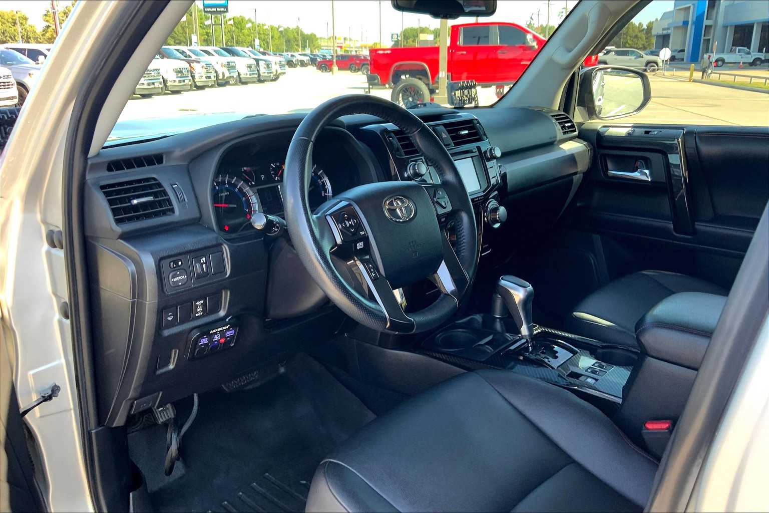 2018 Toyota 4Runner TRD Premium photo 16