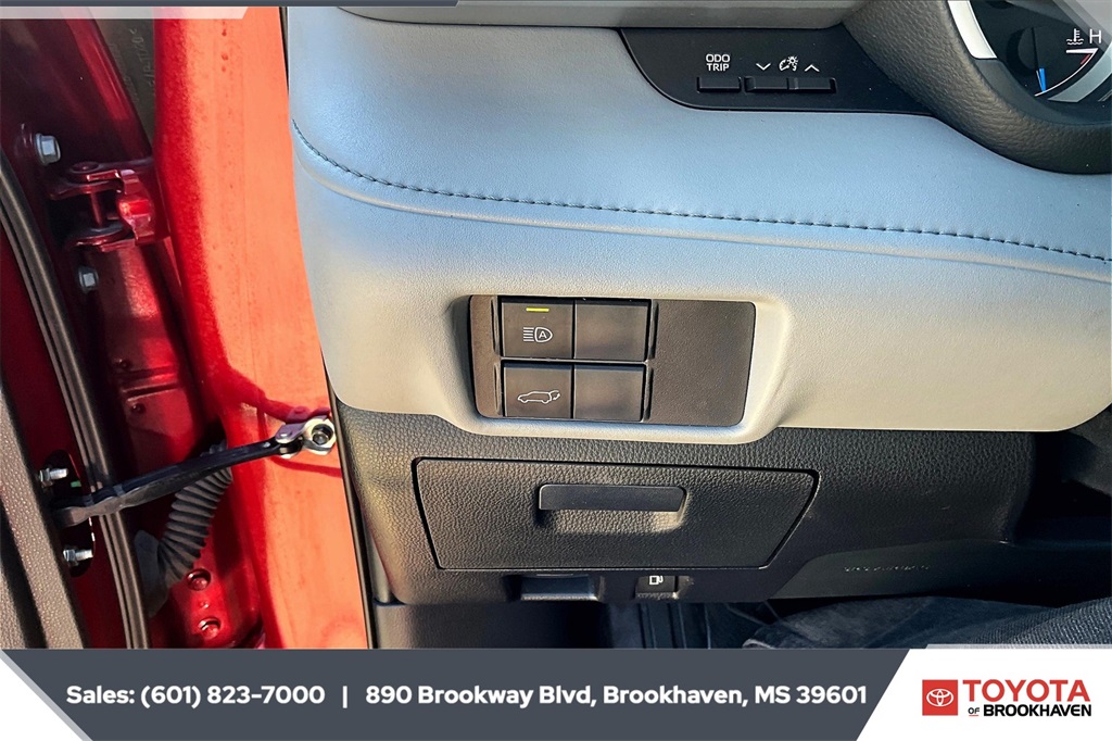 2023 Toyota Highlander Hybrid XLE photo 21