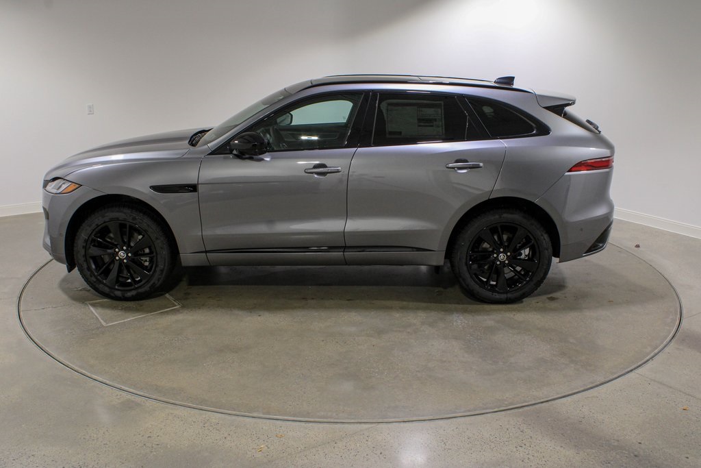2026 Jaguar F-PACE P250 R-Dynamic S photo 2