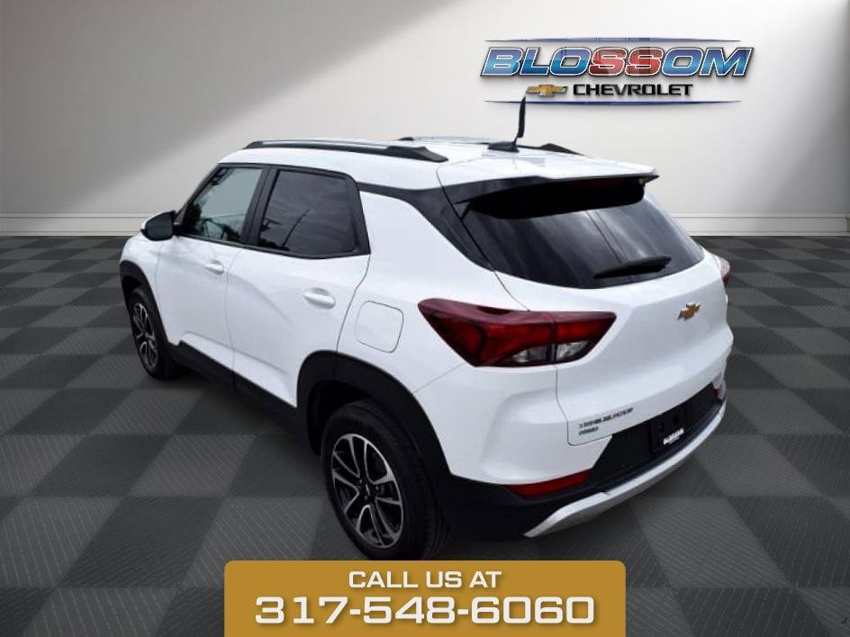 2024 Chevrolet Trailblazer LT photo 4