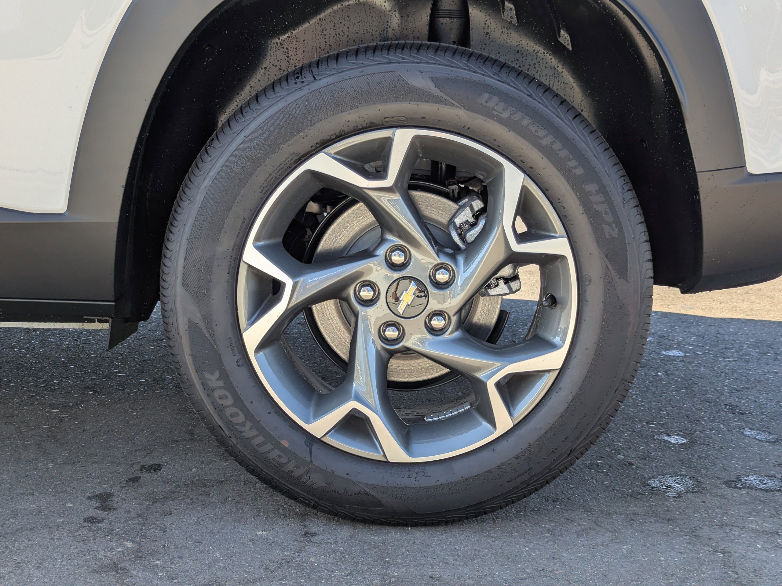 2025 Chevrolet Trax LT photo 42