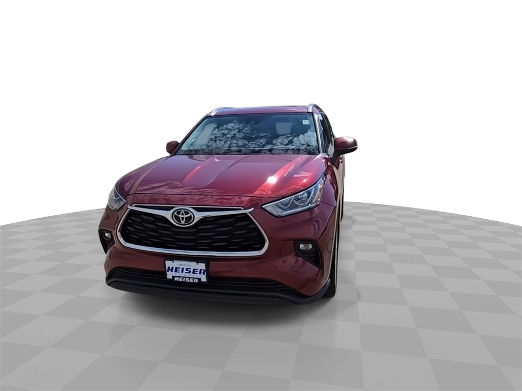 2021 Toyota Highlander Limited photo 3