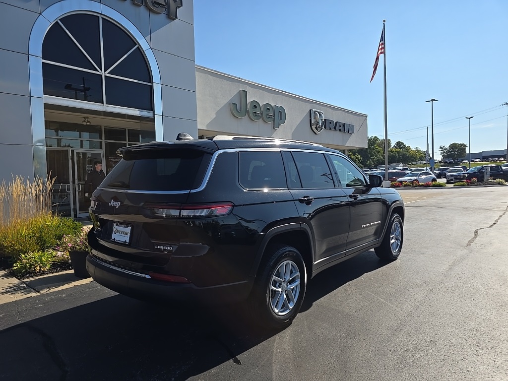 2025 Jeep Grand Cherokee Laredo X photo 8