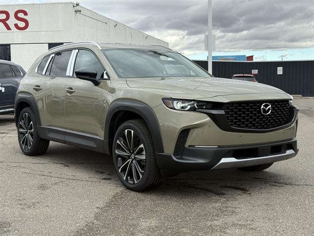 2025 Mazda CX-50 Premium Plus's photo