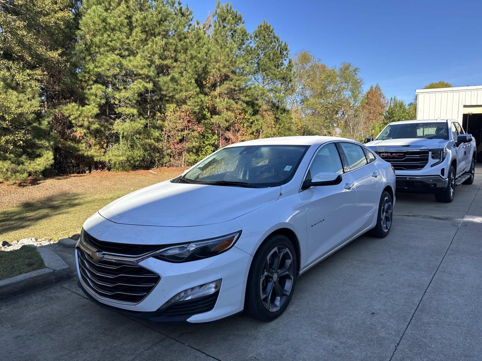 2024 Chevrolet Malibu 1LT's photo