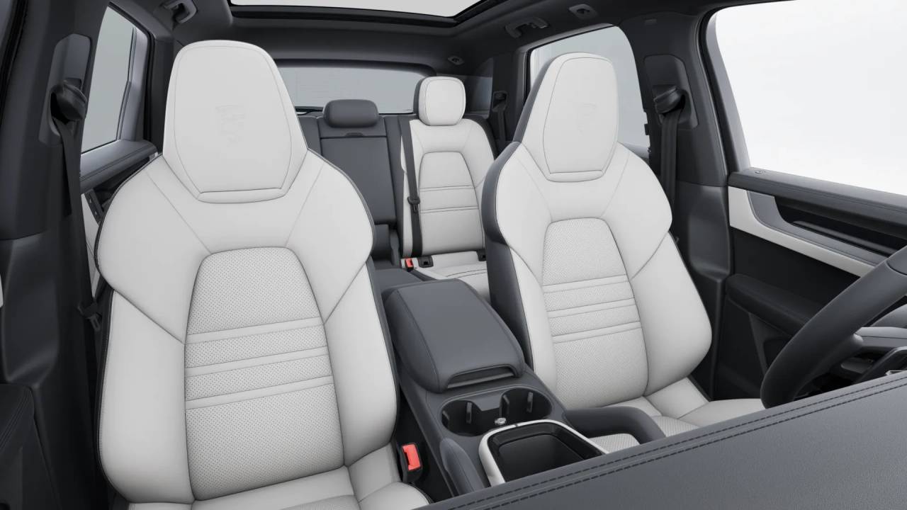 2026 Porsche Cayenne photo 9