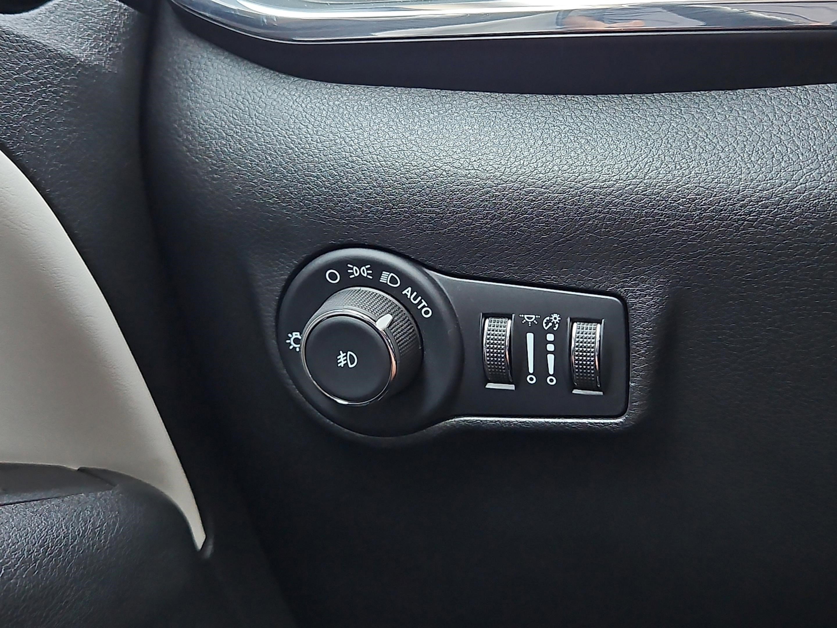 2022 Jeep Compass Limited photo 22