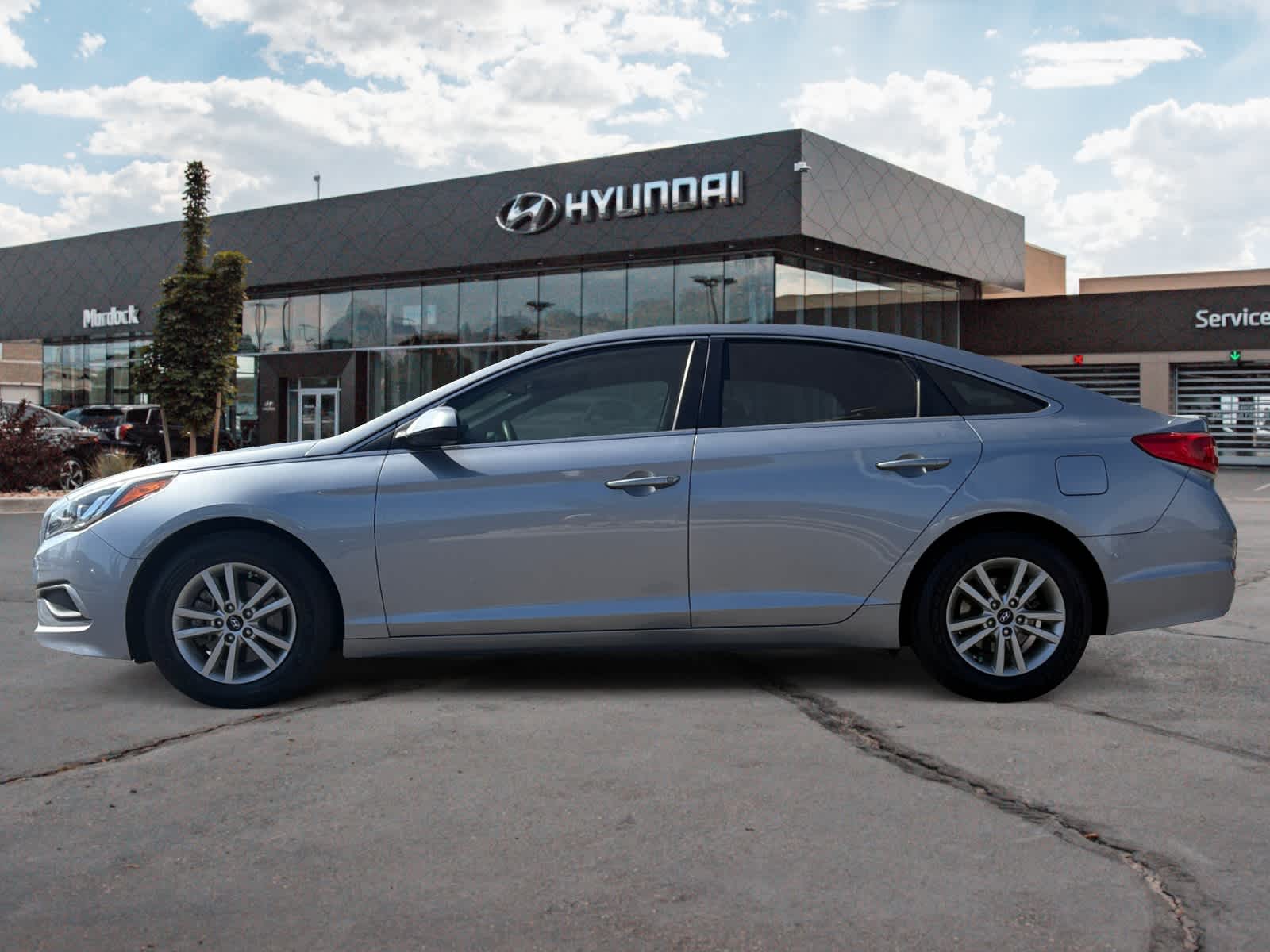 Used 2017 Hyundai Sonata SE with VIN 5NPE24AF4HH557471 for sale in Lindon, UT