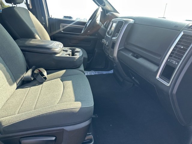 2021 Ram 1500 Classic Warlock photo 19