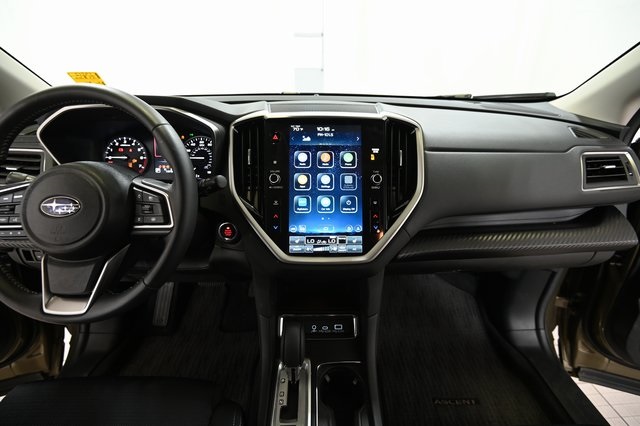 2024 Subaru Ascent Premium photo 2