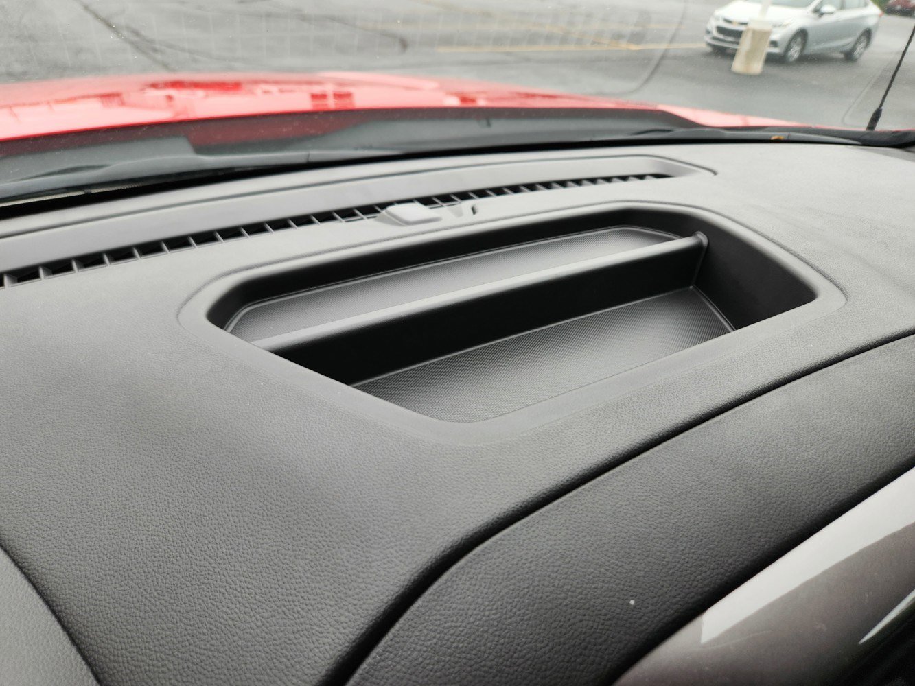 2025 Chevrolet Silverado 1500 Custom photo 5