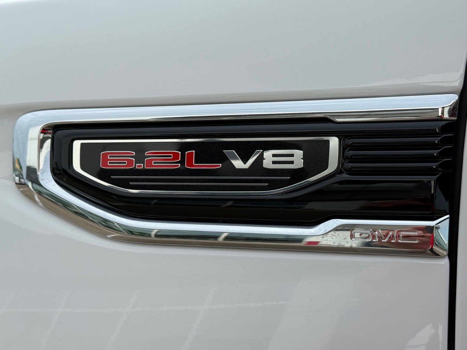 2025 Gmc Sierra 1500 SLT photo 8