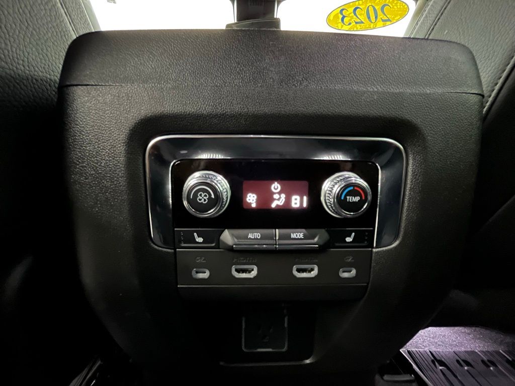 2023 Gmc Yukon Denali photo 12
