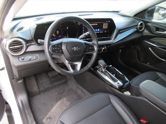 2025 Chevrolet Trax ACTIV photo 13