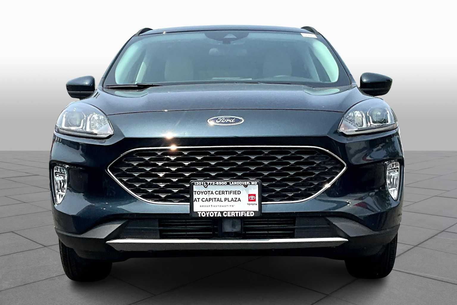 2022 Ford Escape SEL photo 3