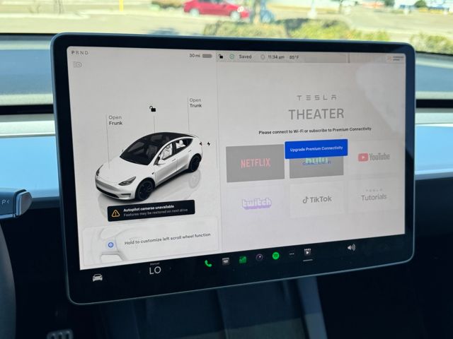 2023 Tesla Model Y Performance photo 11