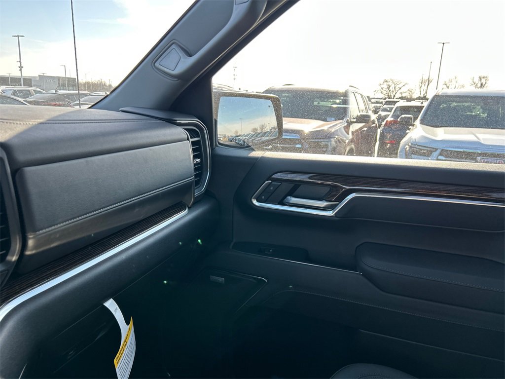 2026 GMC SIERRA - Image 26