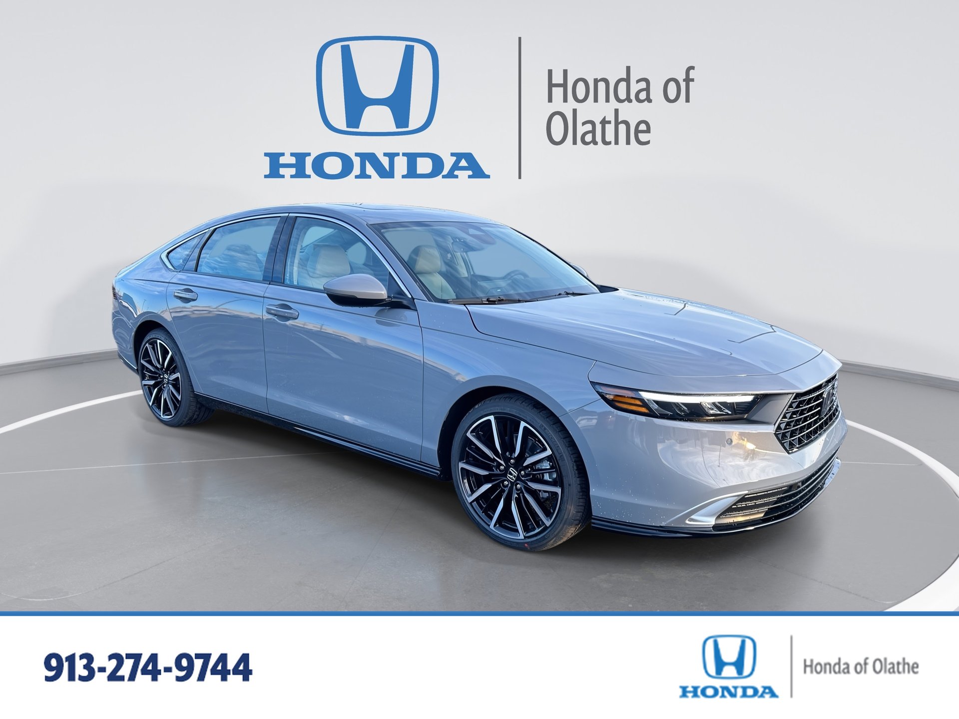 2025 Honda Accord Hybrid Touring's photo