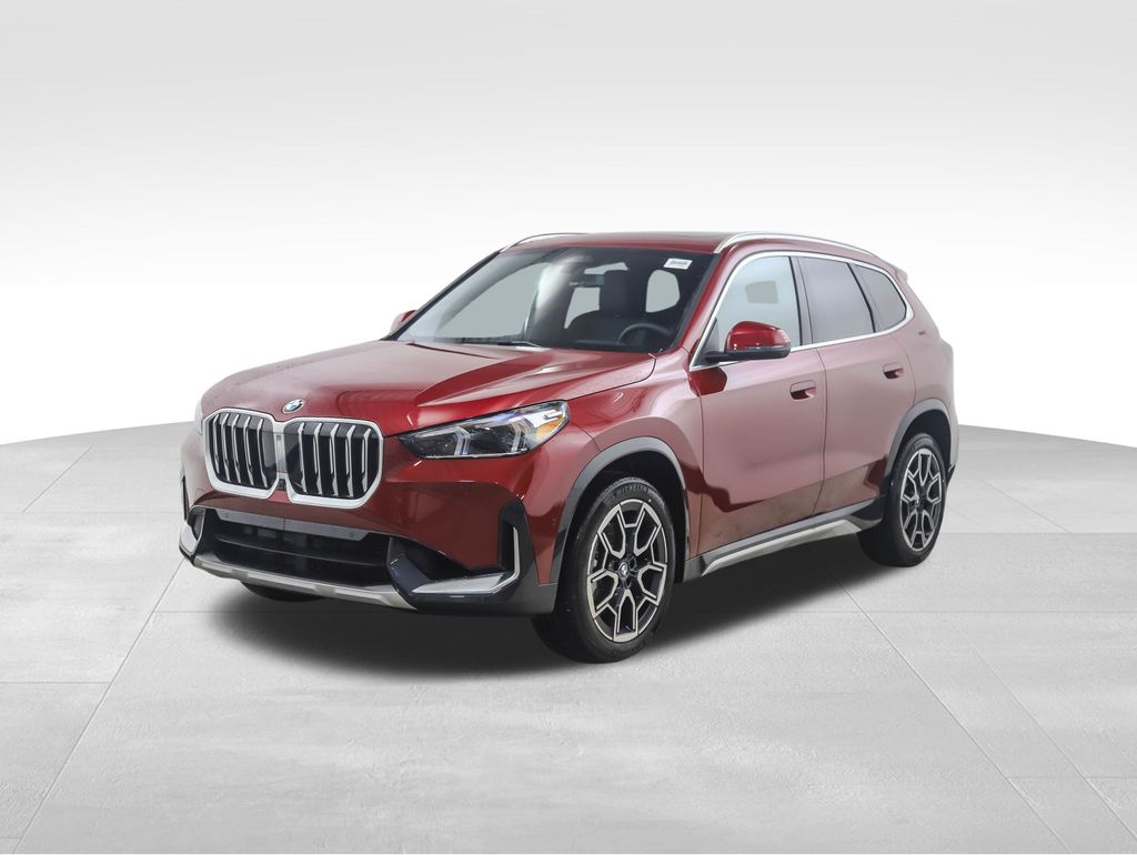 2026 BMW X1 28i's photo