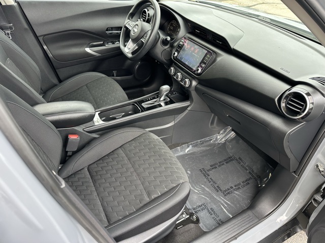 2023 Nissan Kicks SV photo 16