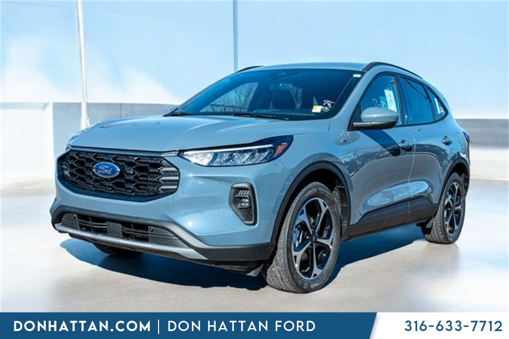 2026 Ford Escape SEL's photo