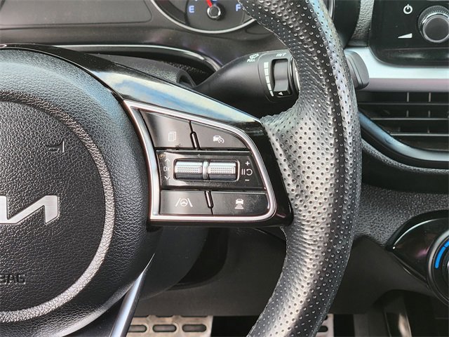 2022 Kia Forte GT-Line photo 21
