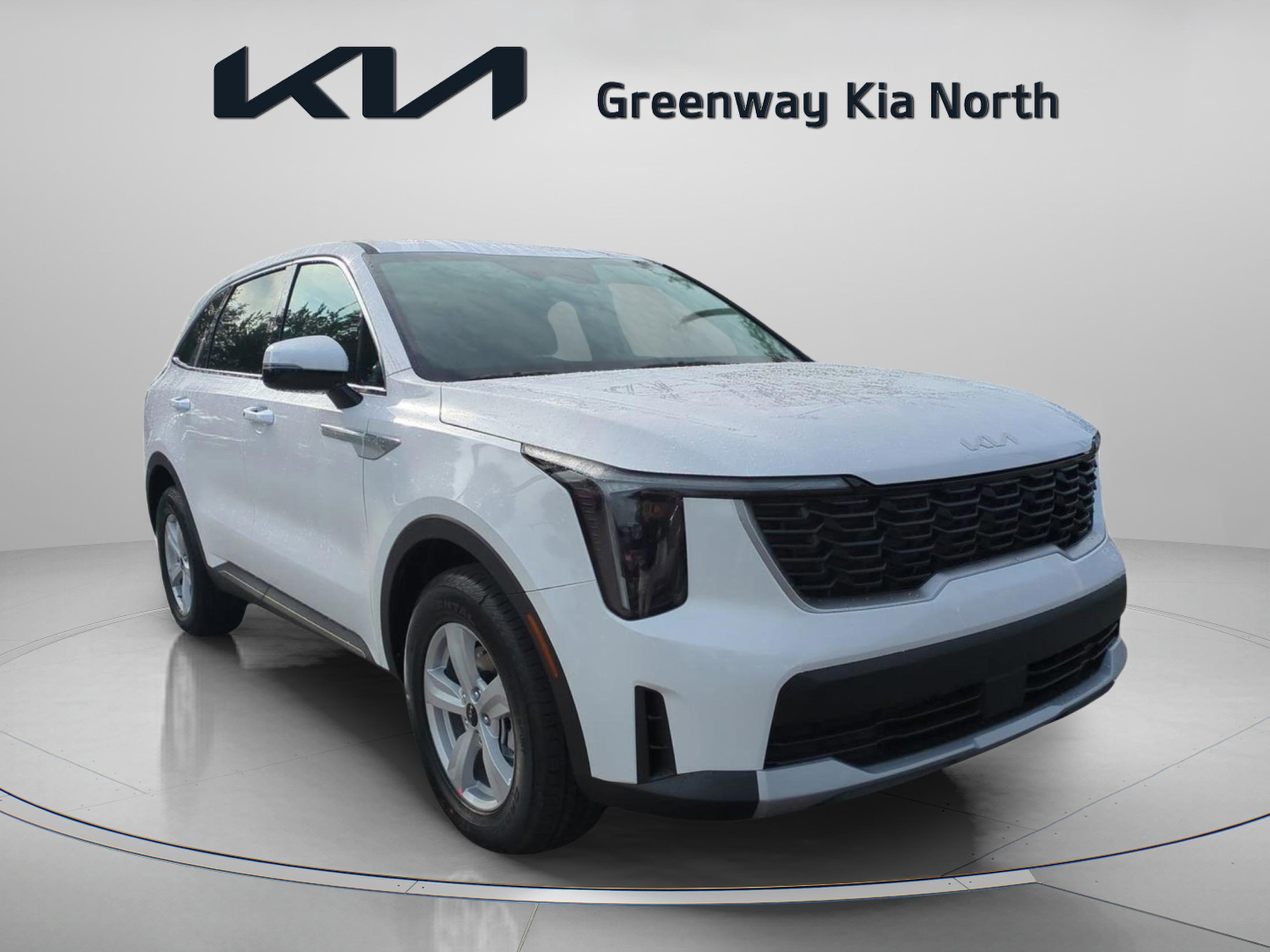 2025 Kia Sorento LX photo 2