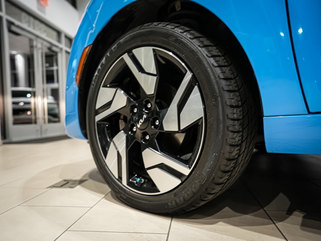 2023 Kia Soul GT-Line photo 15