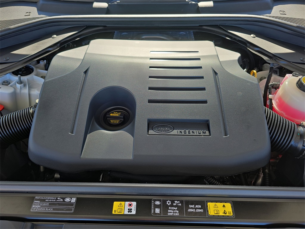 2025 Land Rover Range Rover Sport SE photo 24