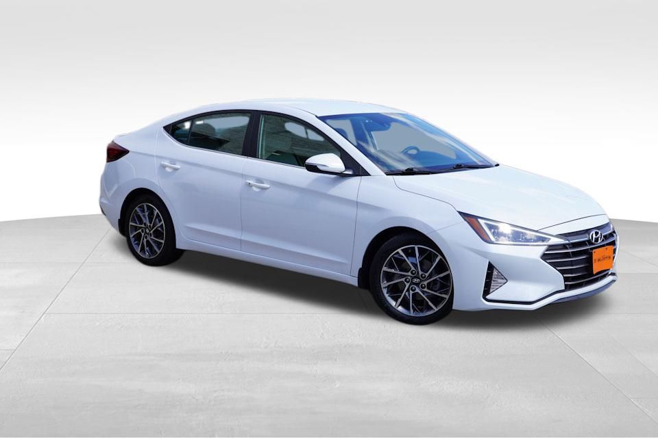 2020 Hyundai Elantra Limited photo 2