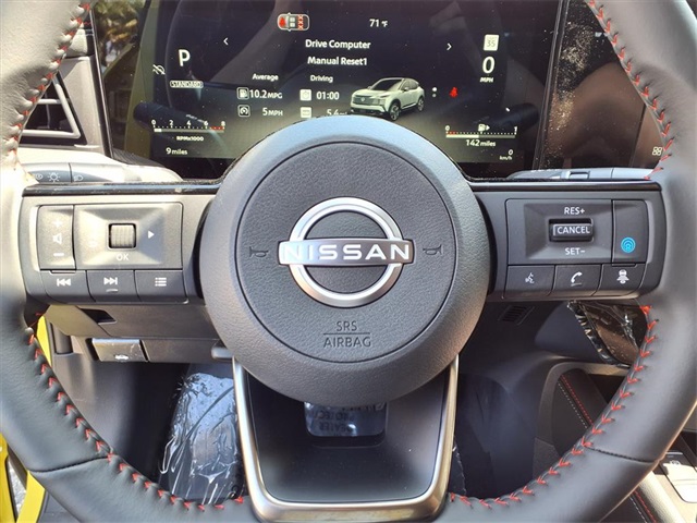 2026 Nissan Kicks SR photo 18