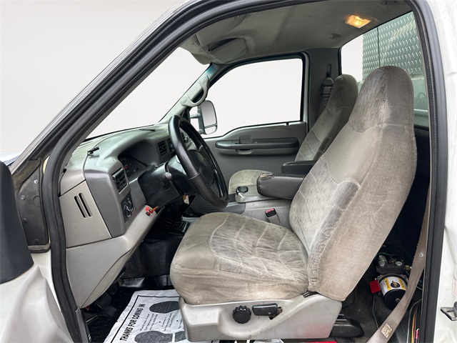 1999 Ford F-550 XL photo 7