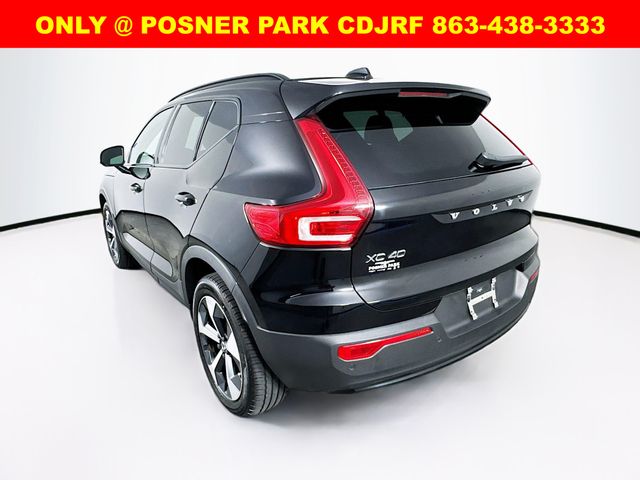 2024 Volvo XC40 Core photo 3