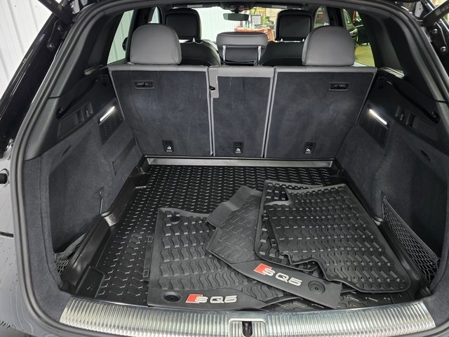 2022 Audi SQ5 Premium Plus photo 11