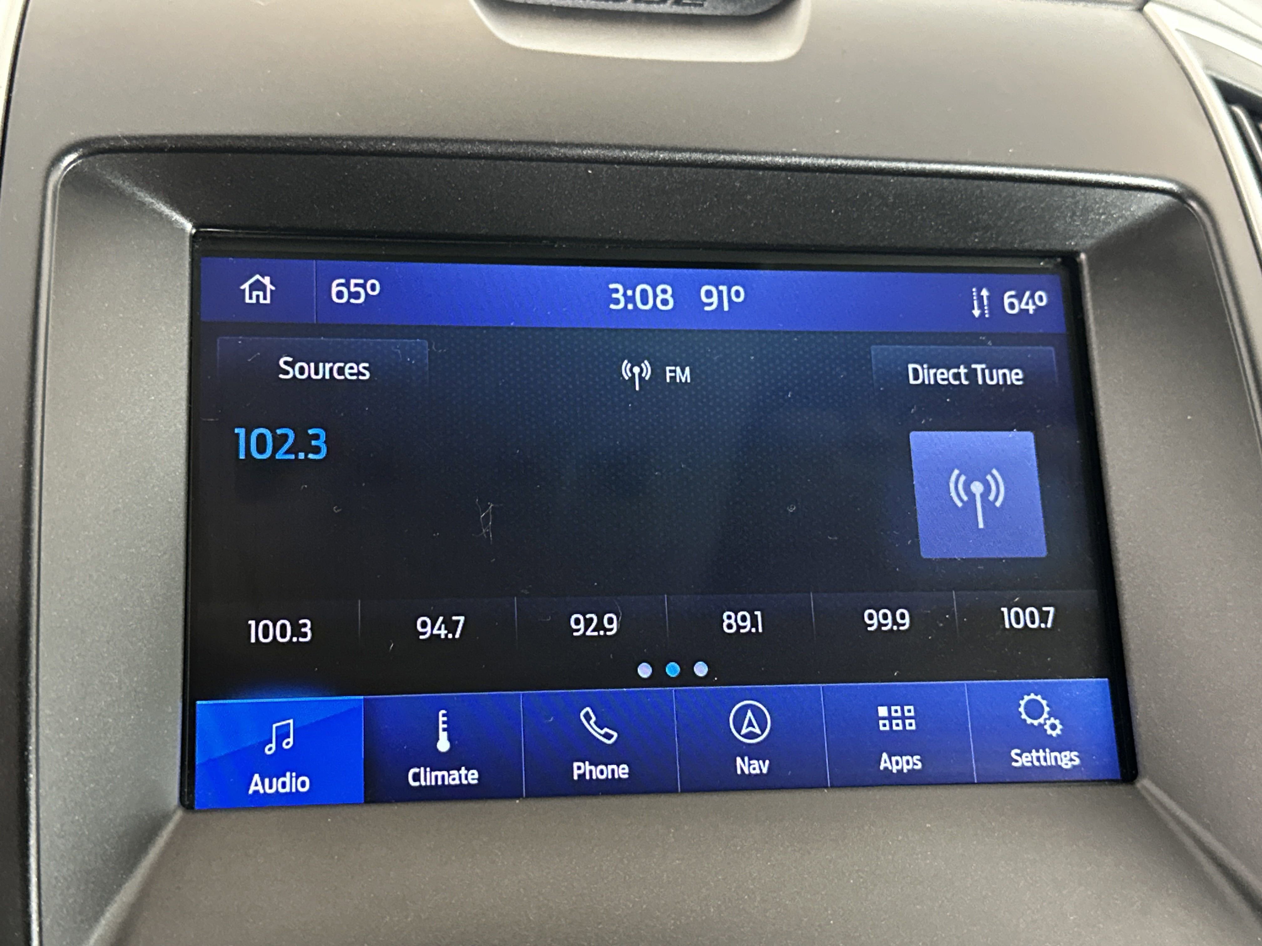 2020 Ford Edge SEL photo 7