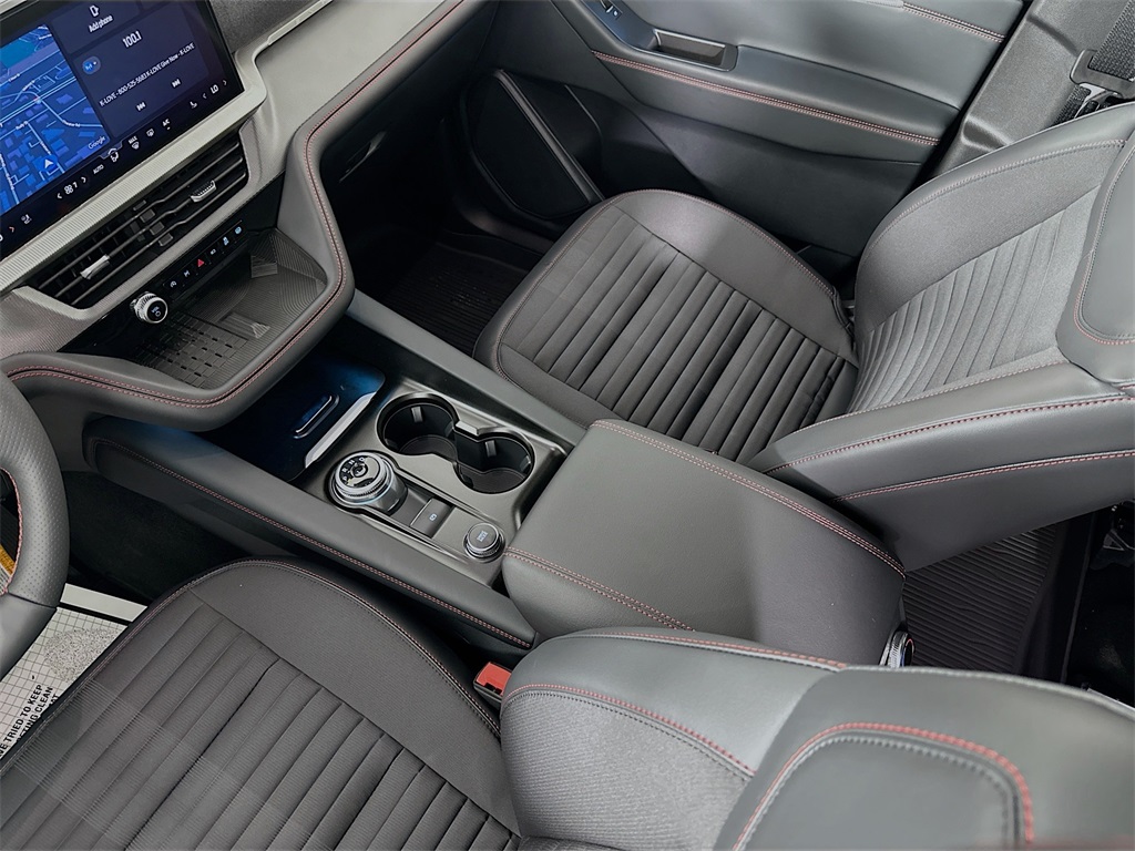 2025 Ford Explorer ST-Line photo 24