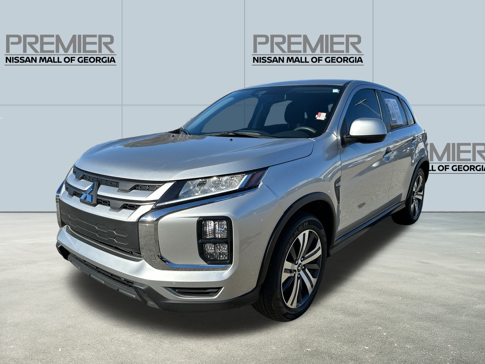 2024 Mitsubishi Outlander Sport ES's photo