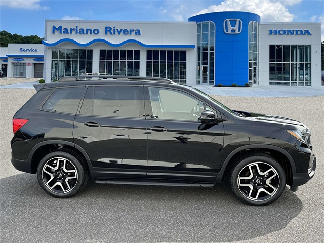 2022 Honda Passport Elite photo 2