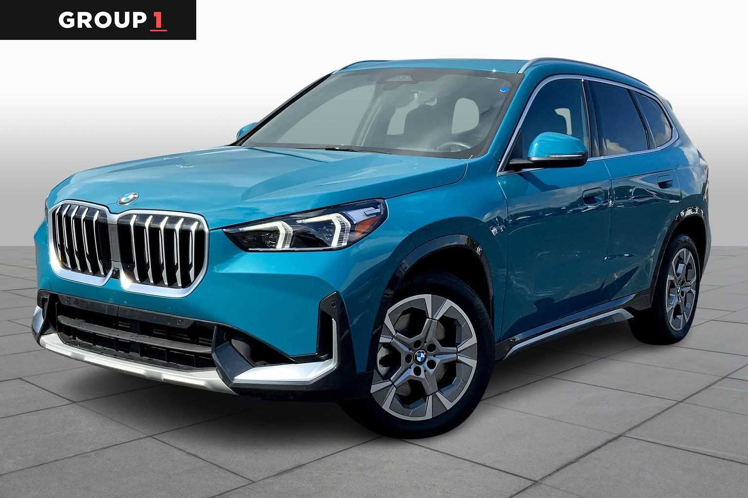 2025 BMW X1 28i's photo